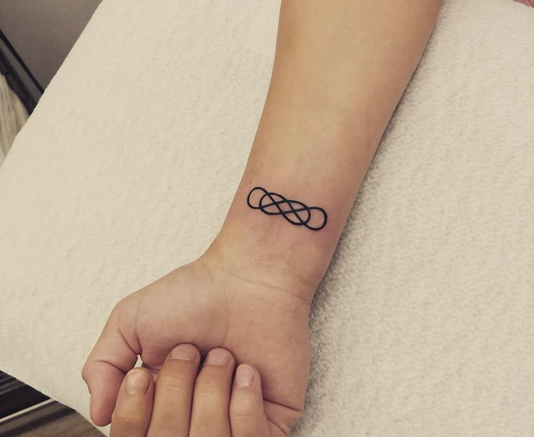 10 Best Double Infinity Tattoo Ideas That Will Blow Your Mind | Outsons | Men's Fashion Tips And Style Guides 884_x_1079_jpg