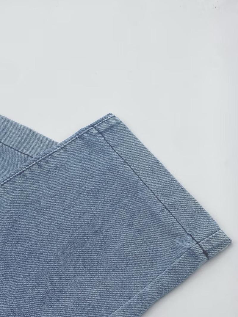 Women's Wide Leg Jeans, Close-Up