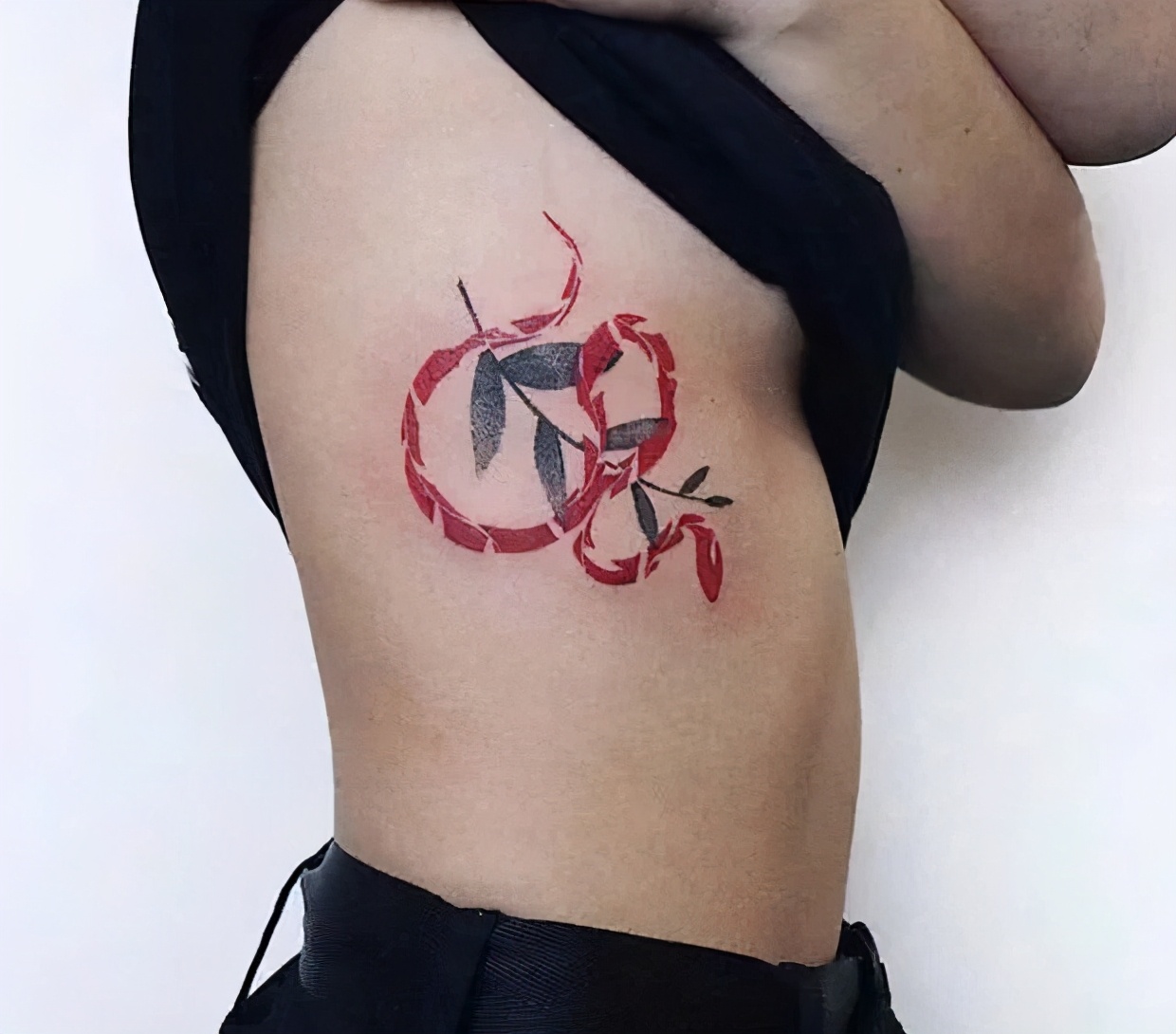10 Body Parts For Girls, Most Suitable For Snake Tattoos, Worth Collecting - Inews 1090_x_1240_jpg