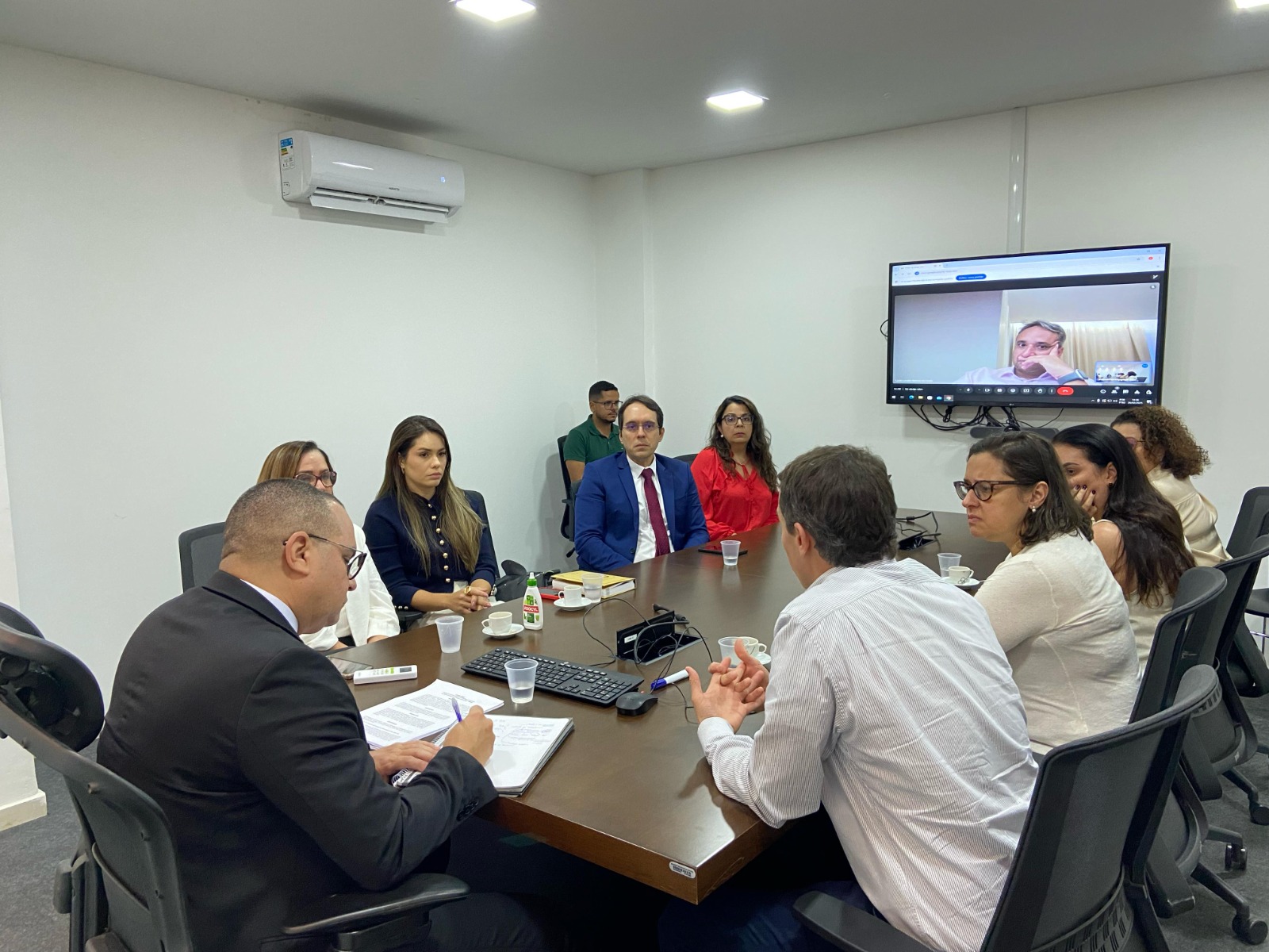 Reunião de Alinhamento da 1ª Missão de Supervisão do BID de 2025 do Projeto AMAR é realizada na PGE-PB Reunião de Alinhamento da 1ª Missão de Supervisão do BID de 2025 do Projeto AMAR é realizada na PGE-PB
