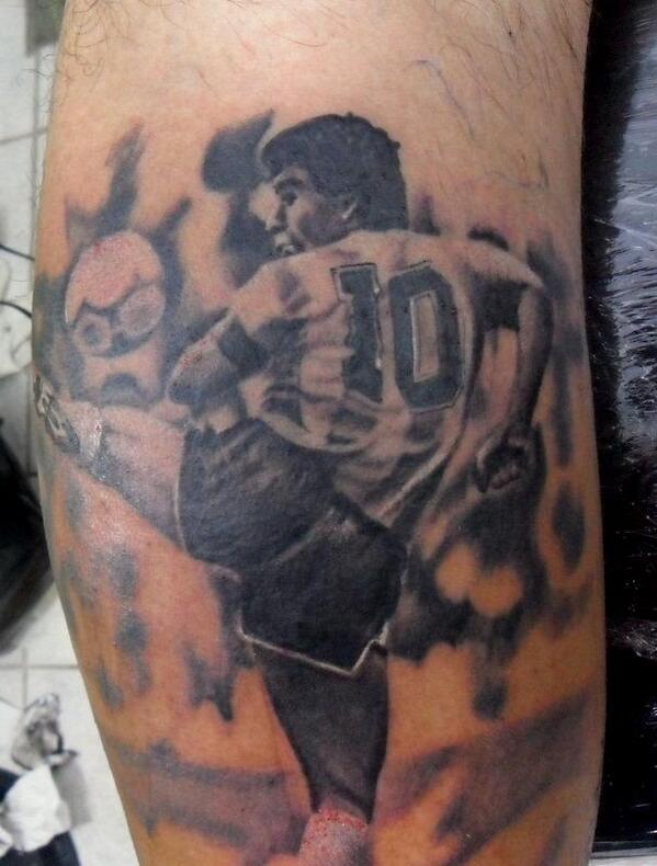 Brandom Tattoo On Twitter: "Diego Armando Maradona 2 Http://T.co/Idwmxsikiz" / Twitter 790_x_599_jpg