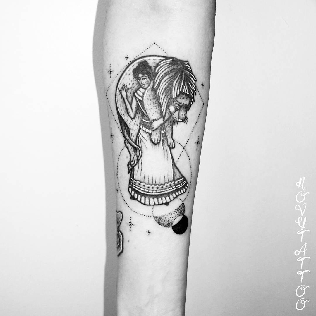 Ο Χρήστης Novytattoo Handmade Στο Twitter: "#Power #Girltattoo #Tamer #Domatrice #Dotwork #Dotworktattoo #Siren #Sirentattoo #Carpi #Handmadetattoostudio #Tattoo #Acquario #Aquarium Https://T.co/Ulsaucsdgg" / Twitter 1080_x_1080_jpg