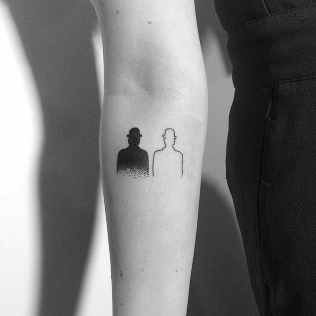 Stick & Poke Tattoo 在 Twitter 上："#Repost @Megurum.tattoo ・・・ „La Decalcomania” Rene Magritte, 1966 #Handpoke . . #Stickandpoke #Handpokecollective #Handpokepolska #Ignorant_Tattoos #Ignorantstyletattoo #Хоумтату #Krzywedziary #Undergroundartist ... 640_x_640_jpg