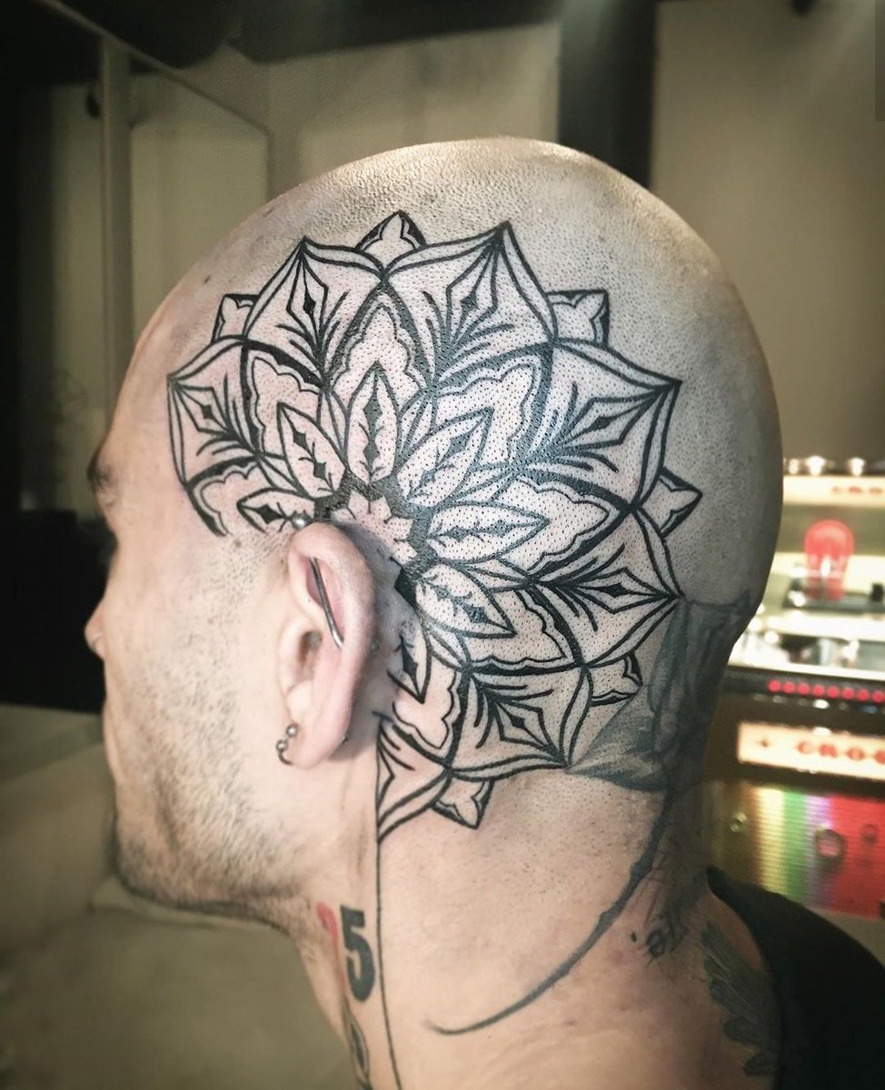 M On Twitter: "Zayn Malik's Mandala Tattoo Is So Powerful!! Https://T.co/7S43Azfvor" / Twitter 1200_x_974_jpg