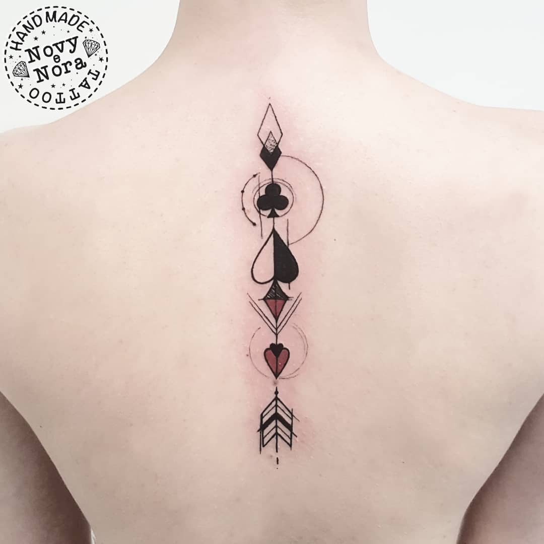Novytattoo Handmade Ar Twitter: "♧♤♡◇ #Geometric #Handmadetattoostudio #Sketchtattoo #Sketch #Poker #Pokertattoo #Tattoo #Carpi #Ink #Indelible #Arrow #Arrowtattoo #Freccia #Inkedman #Tattooedmen #Tattoo #Art Https://T.co/Qykignw7Xn" / Twitter 1080_x_1080_jpg