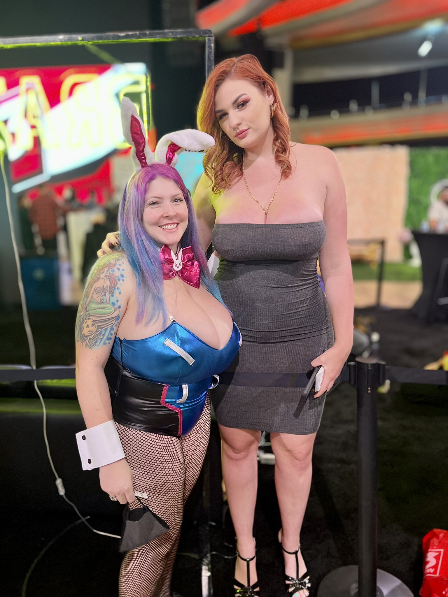 Demora avarice lesbian