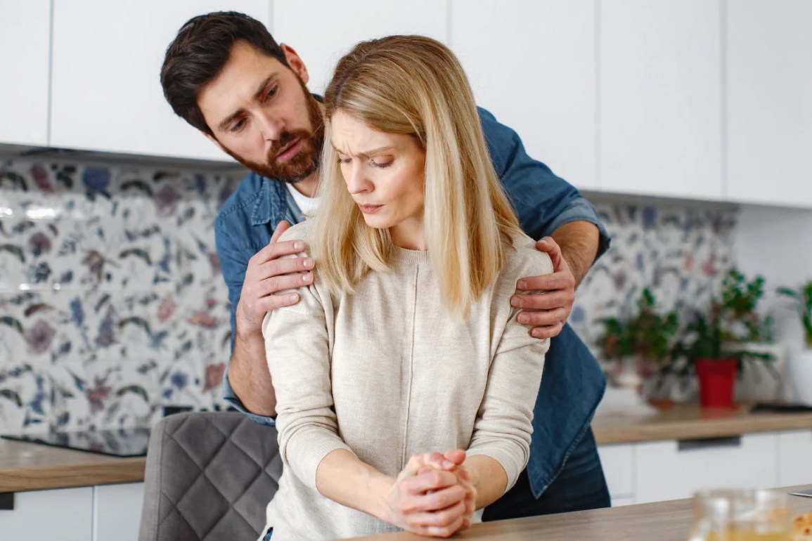 7 delicate indicators that co-dependency is ruining your relationship, says psychology