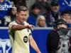 Barcelona lucha para asegurar una victoria importante en el Real Oviedo