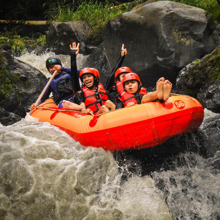 Tos Rafting Pacet