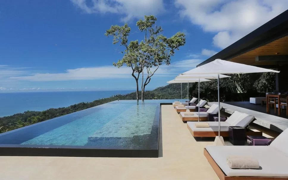 Turn an Unused Hotel Reservation Into a New Opportunity