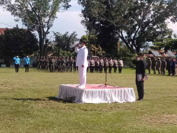 Dr. Erik Adtrada Dan Hj. Ellya Rossa Hadiri Upacara Sumpah Pemuda Ke-93 -  PIRNAS