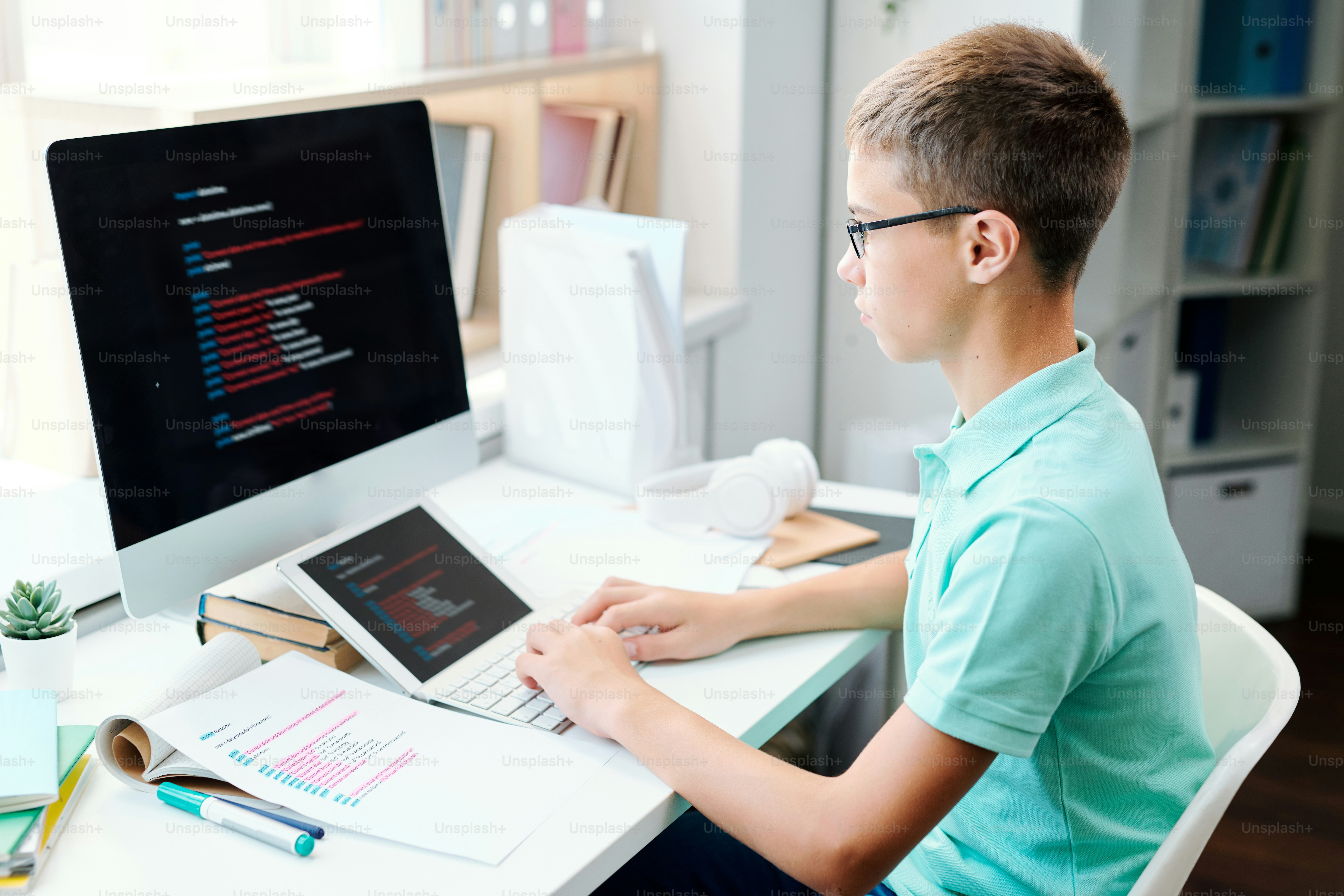 Mastering the Art of Coding: Your Ultimate Guide to the Best Online Courses of 2024