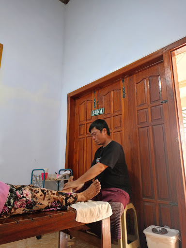 Sulthon Syafaat pijat reflexi
