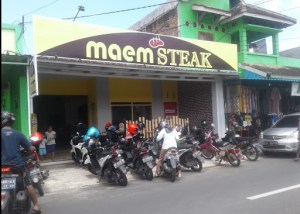Maem Steak