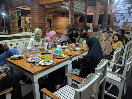 Planet Warrock Resto & Meeting Room