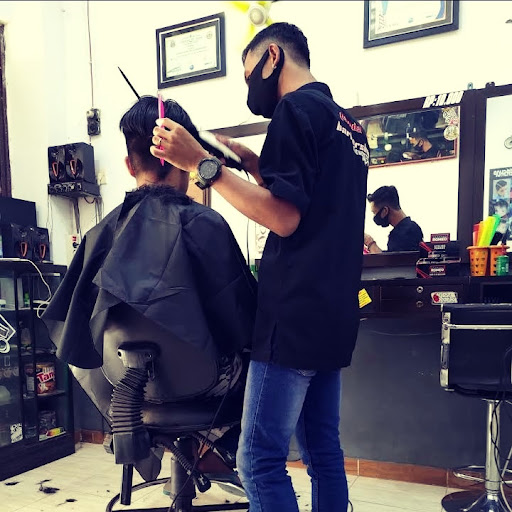 CAPTAIN BARBERSHOP