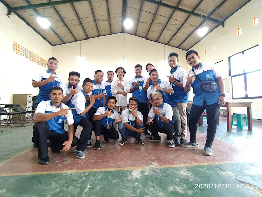 DOMAIN DESA BARBERSHOP