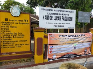 Kantor Lurah Pakunden - ꦏꦤ꧀ꦠꦺꦴꦂꦭꦸꦫꦃꦥꦏꦸꦤ꧀ꦝꦺꦤ꧀