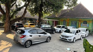 SQUAD TRANSWISATA (RENTAL MOBIL&CARTER)