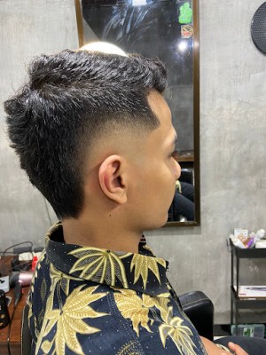 Barbershop maruf | potong rambut ponorogo