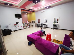 KARTIKA SALON