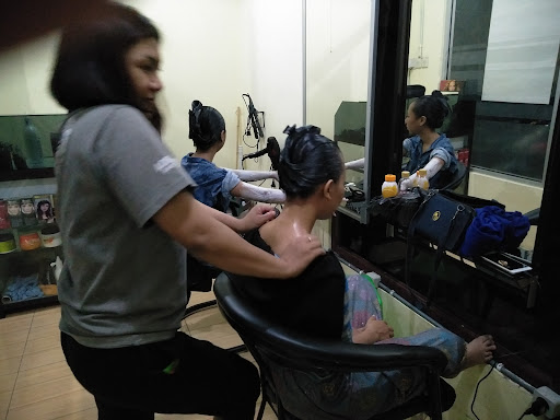 " NF Salon " Hair And Beauty