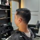 Corner barbershop ngrupit