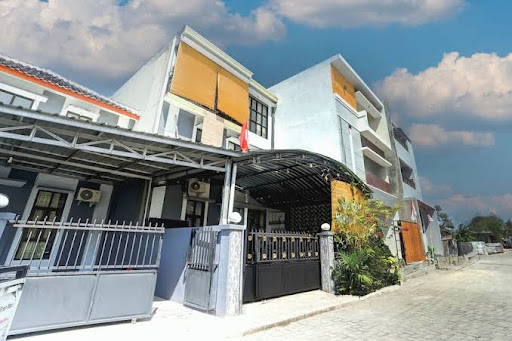 Rukost Oyoo MIOXIO Kos & HomeStay