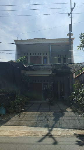 Bidan Siti Yulaini