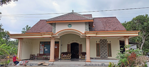 Bidan Kholifah A.Md.Keb