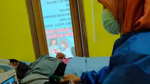 Praktek Mandiri Bidan Gita Rusmawati