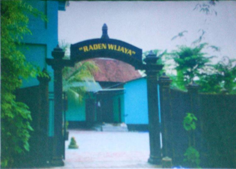 SMP TAHFIDZUL QUR`AN RADEN WIJAYA