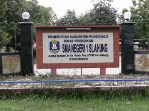 SMAN 1 SLAHUNG