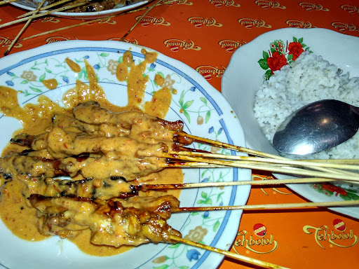 Sate Ayam Pak Boiran Hendrik