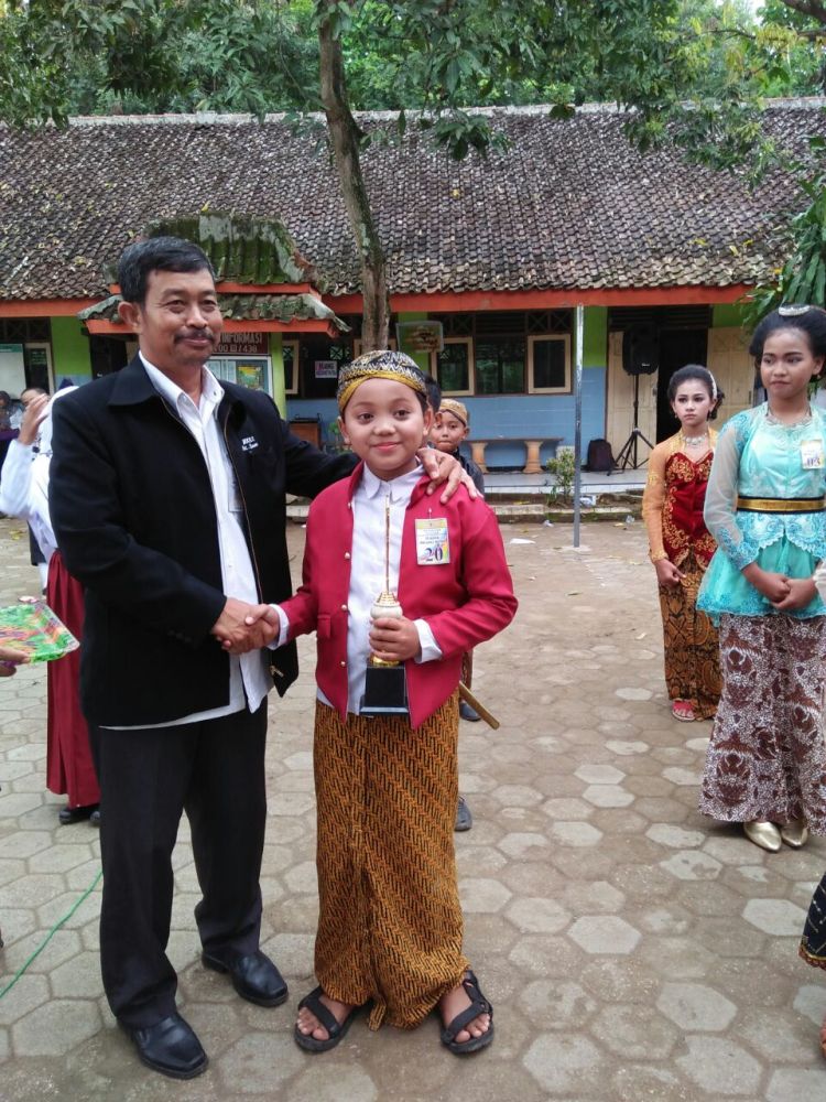 SD NEGERI 2 TUMPAKPELEM