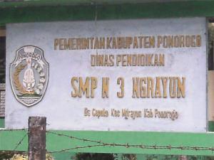 SMP NEGERI 3 NGRAYUN