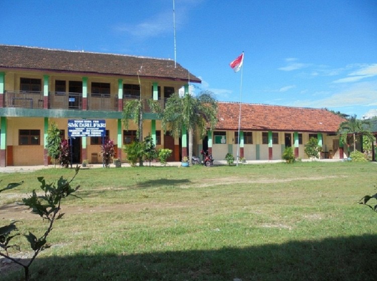 SMKS DARUL FIKRI