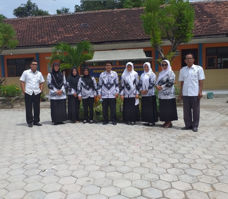 SD NEGERI 3 BLEMBEM