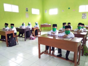 MIS TERPADU ILHAMUL QUDUS