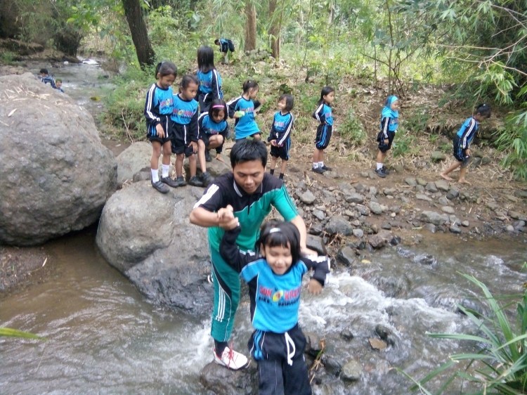 SD NEGERI 4 KREBET