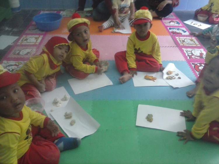 PG MUSLIMAT NU 027 SITI MARIYAM