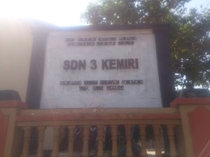 SD NEGERI 3 KEMIRI