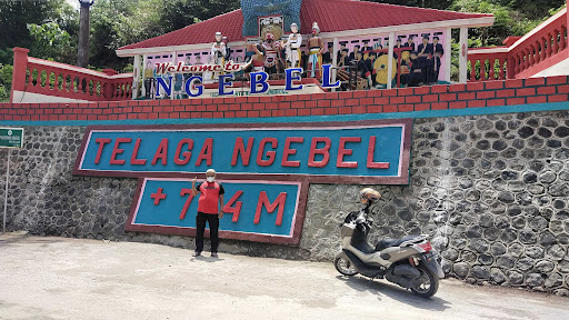 Objek Wisata Telaga Ngebel