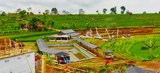 WISATA SAWAH LUNGGUH BARENG