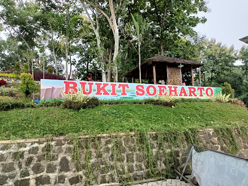 Bukit Soeharto Badegan Ponorogo