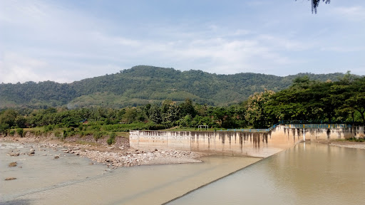 Wisata Waduk Biting