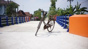 JEMBATAN RUSAK