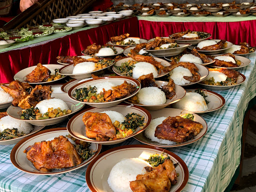 Rumah makan Bambu Apung CPS