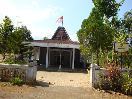 Kantor Kepala Desa Wayang