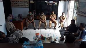 Kantor Kepala Desa Gupolo